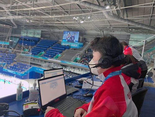 冰上夢想的引路人——記重慶冰球技術官員喬鑫宇的技術推廣之路